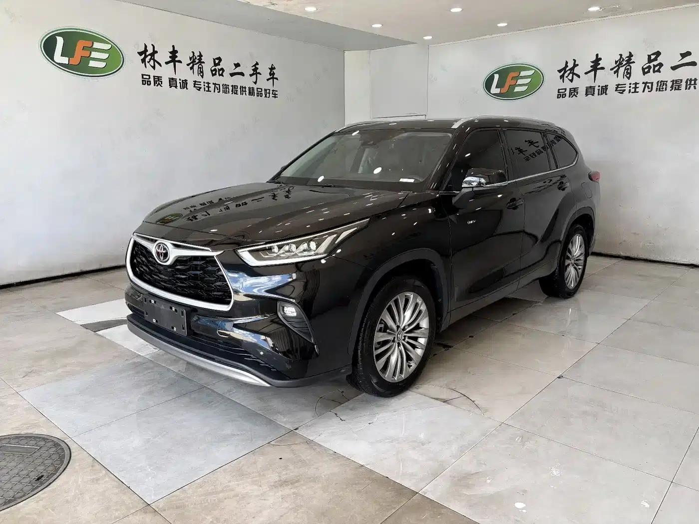 2024 Toyota Highlander 2.5L Intelligent Hybrid Dual-Motor AWD Premium Edition (7-seater) — миниатюра 1