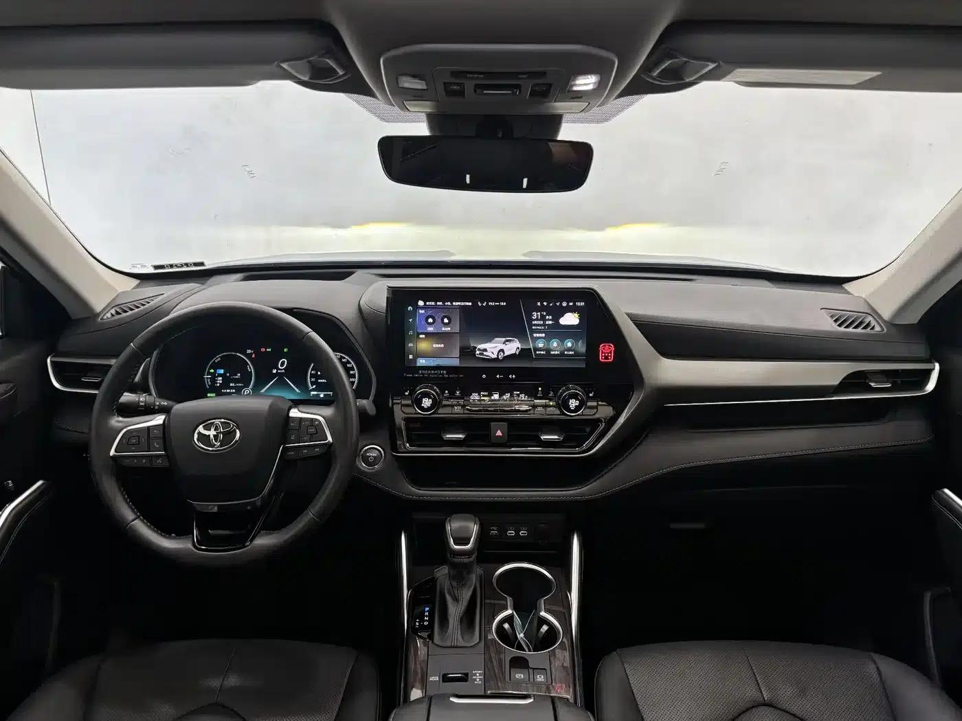 2024 Toyota Highlander 2.5L Intelligent Hybrid Dual-Motor AWD Premium Edition (7-seater) — миниатюра 14
