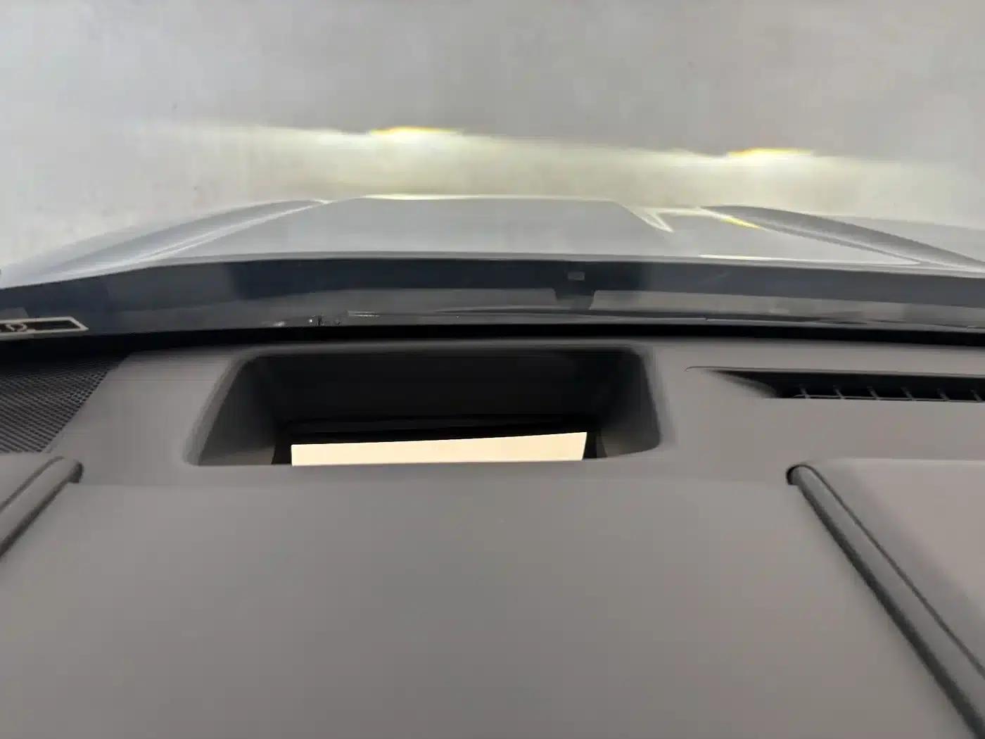 2024 Toyota Highlander 2.5L Intelligent Hybrid Dual-Motor AWD Premium Edition (7-seater) — миниатюра 17