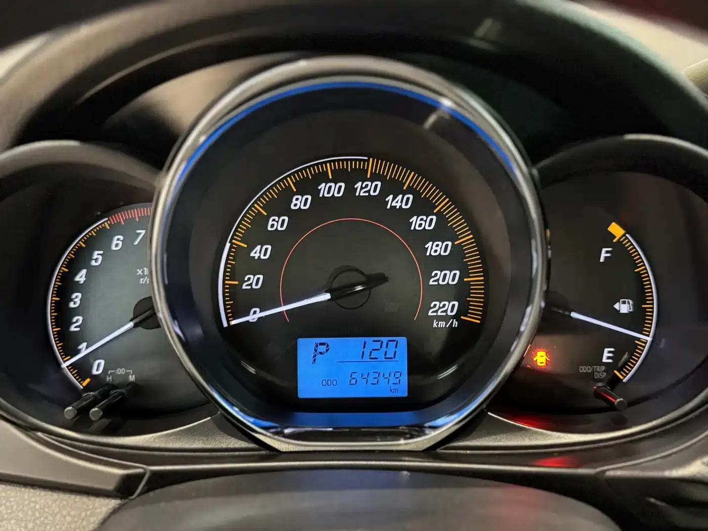 YARiS L Zhixuan 2020 1.5L CVT Leading Edition — миниатюра 11