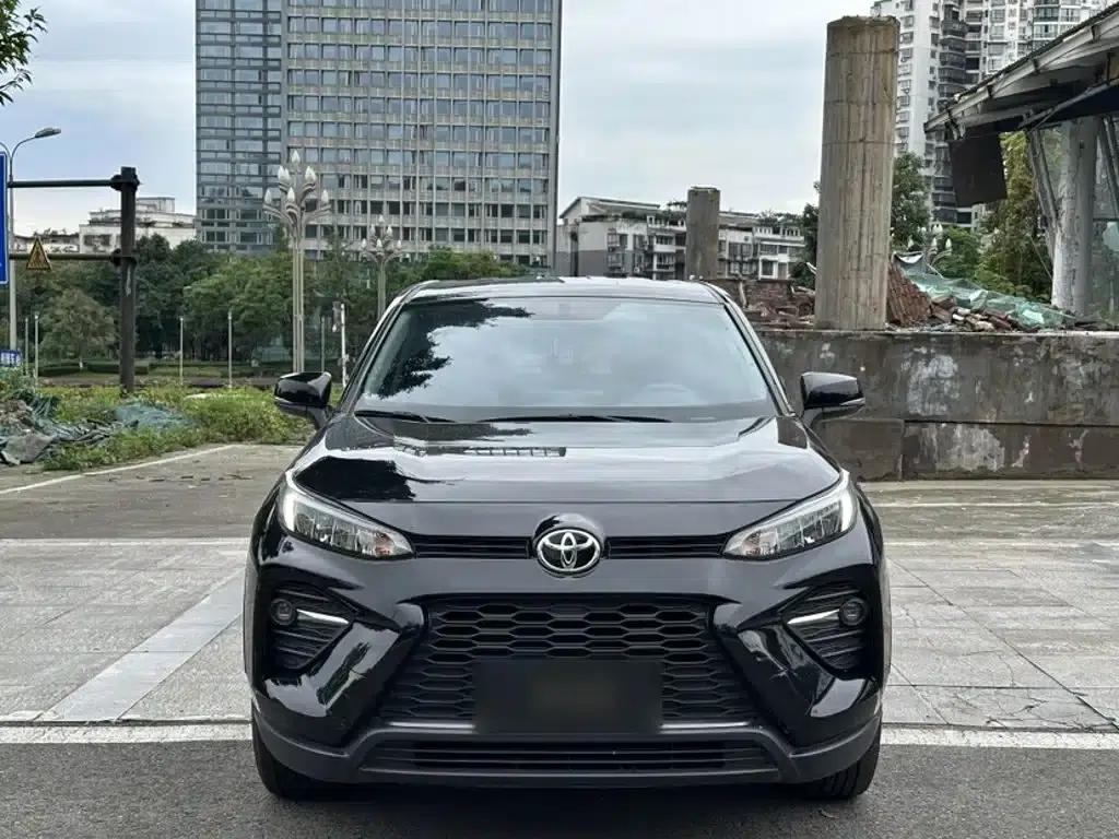 2023 Toyota Highlander 2.0L CVT 2WD Leading Edition — миниатюра 3