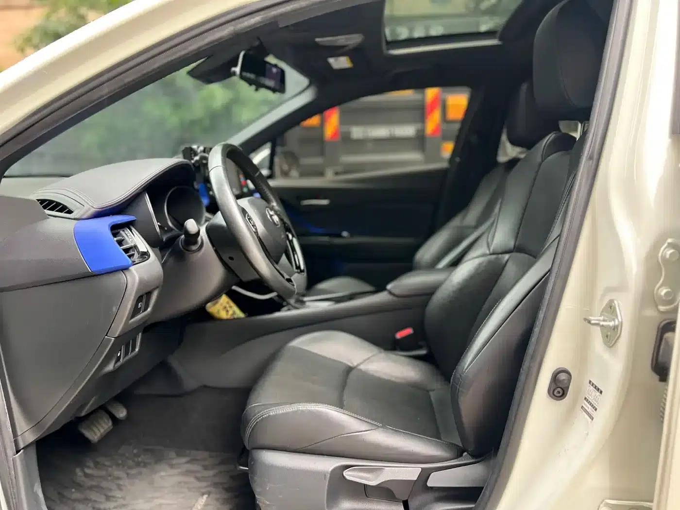2021 Toyota C-HR 2.0L Ecstasy Edition — миниатюра 5