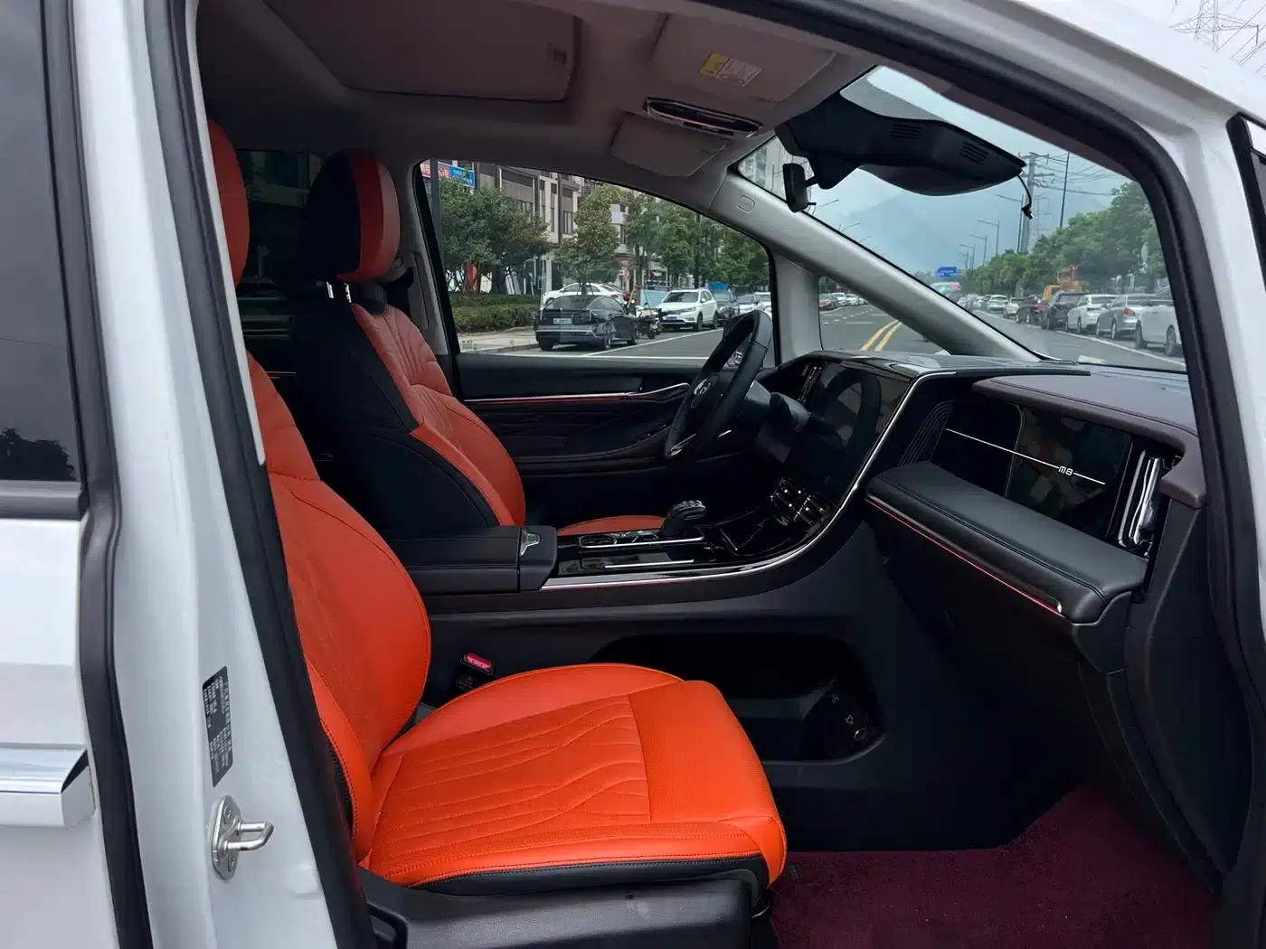 Trumpchi M8 2024 Master Series 400T Premium Edition — миниатюра 16