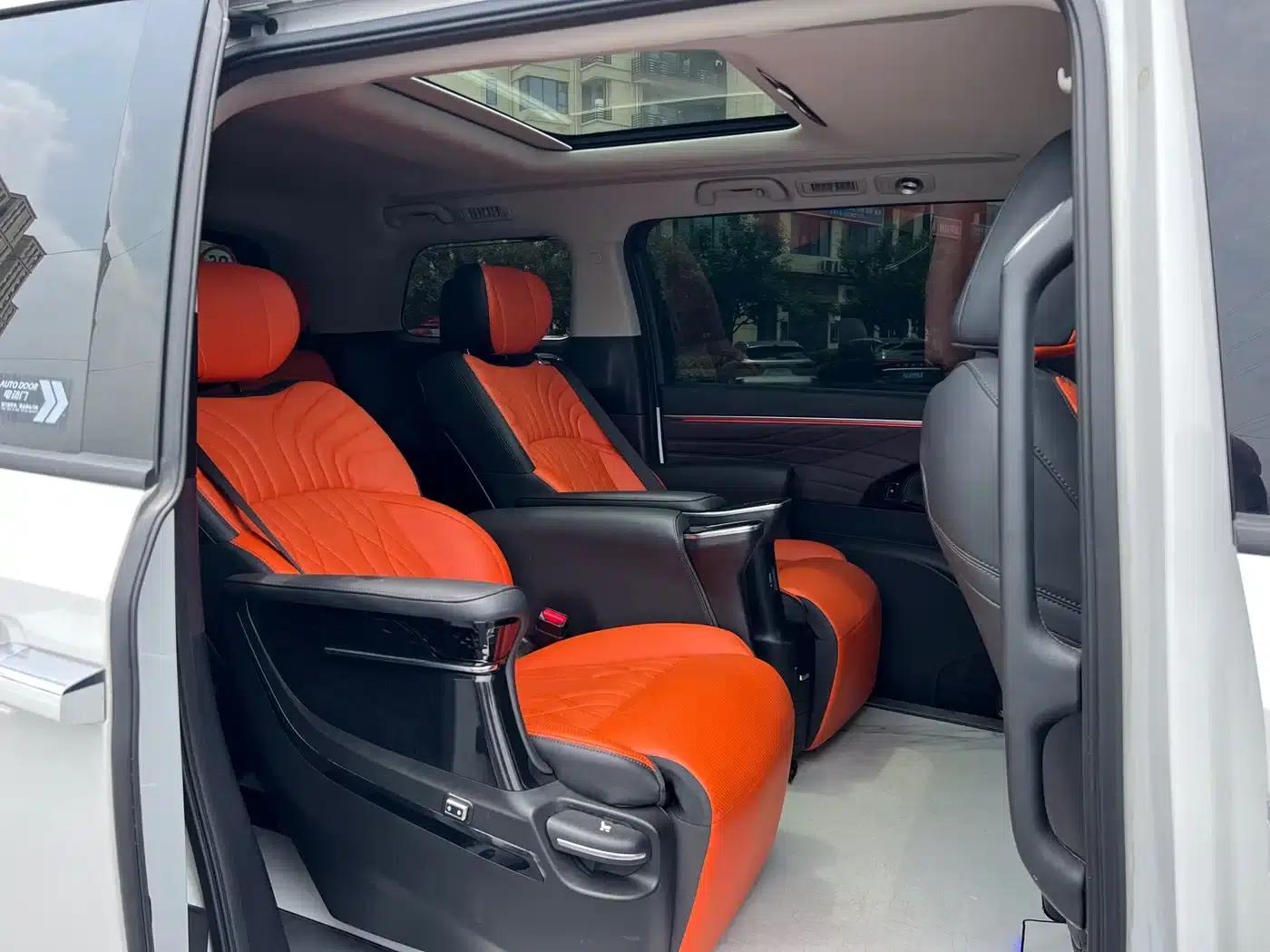 Trumpchi M8 2024 Master Series 400T Premium Edition — миниатюра 17