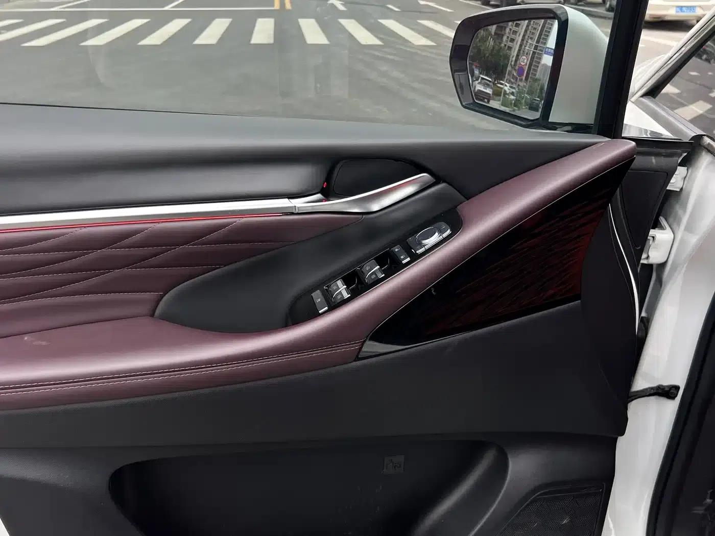 Trumpchi M8 2024 Master Series 400T Premium Edition — миниатюра 8