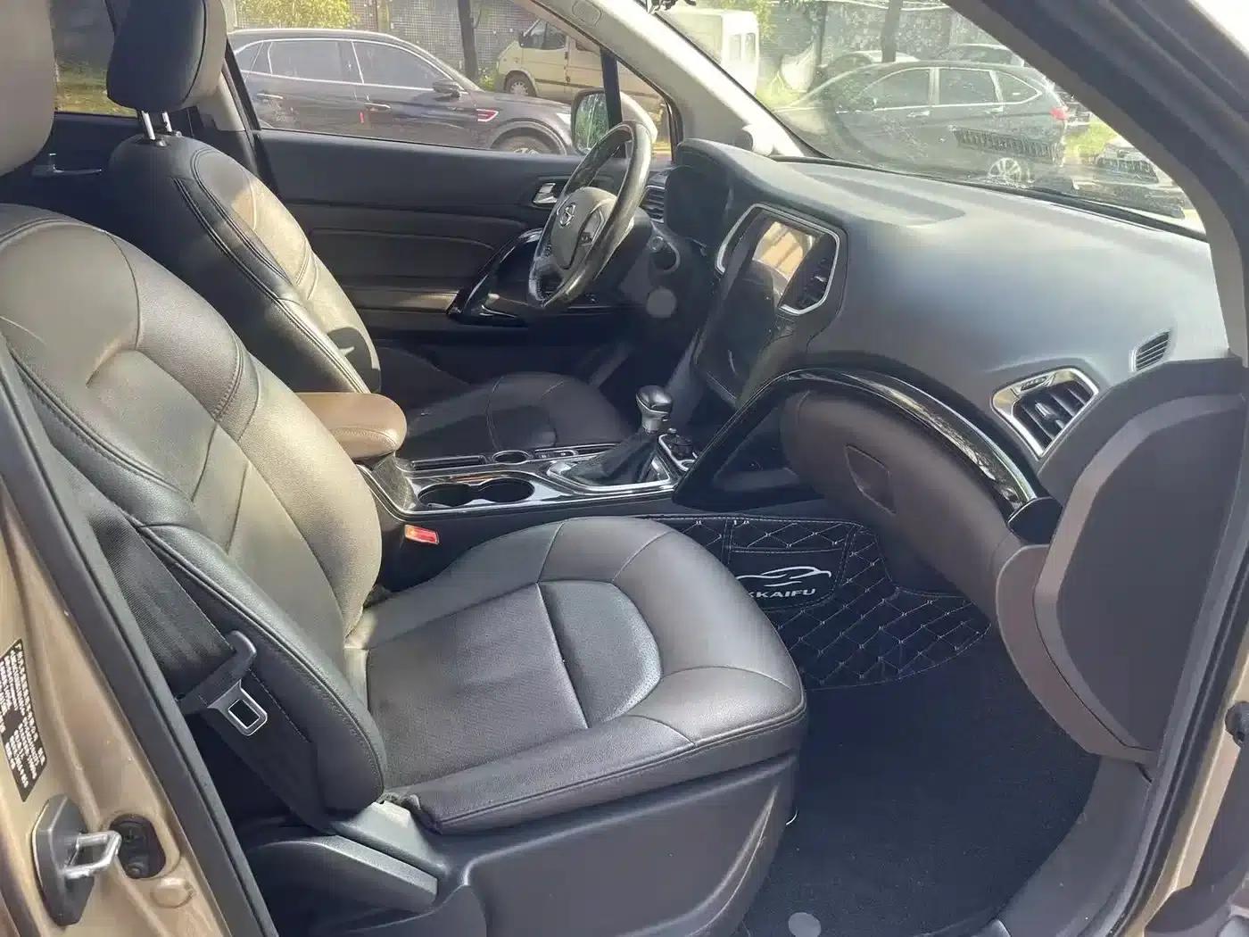 Trumpchi GS4 2017 235T Automatic 2WD Luxury Intelligent Edition — миниатюра 9