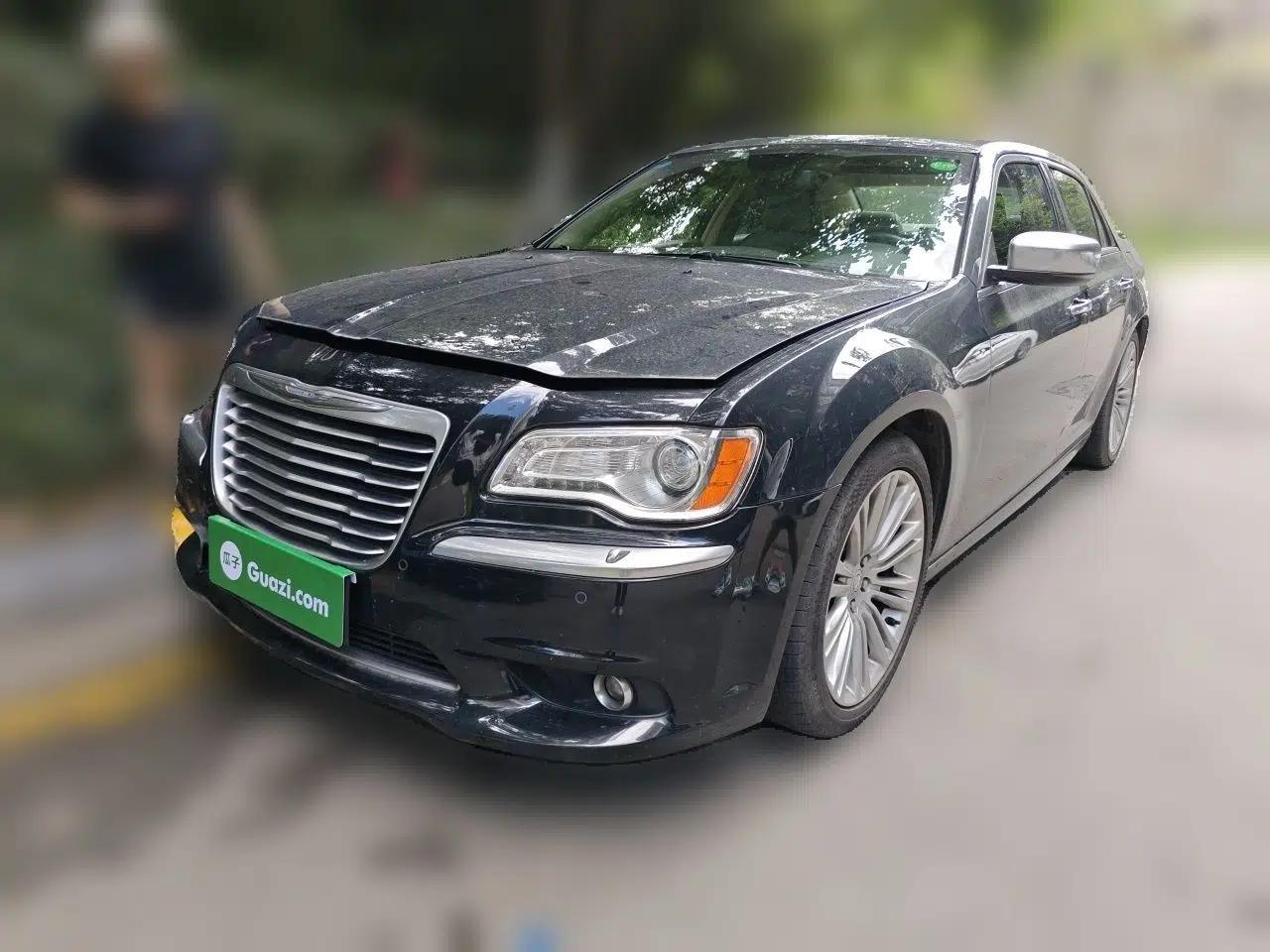 Chrysler 300C 2014 3.0L Excellence Edition — миниатюра 1