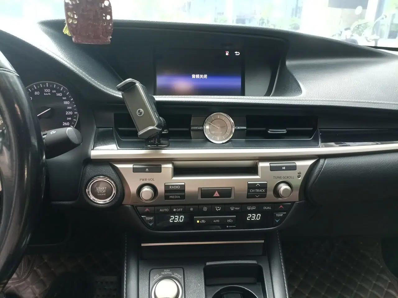 Lexus ES 2015 200 Elite Edition — миниатюра 13