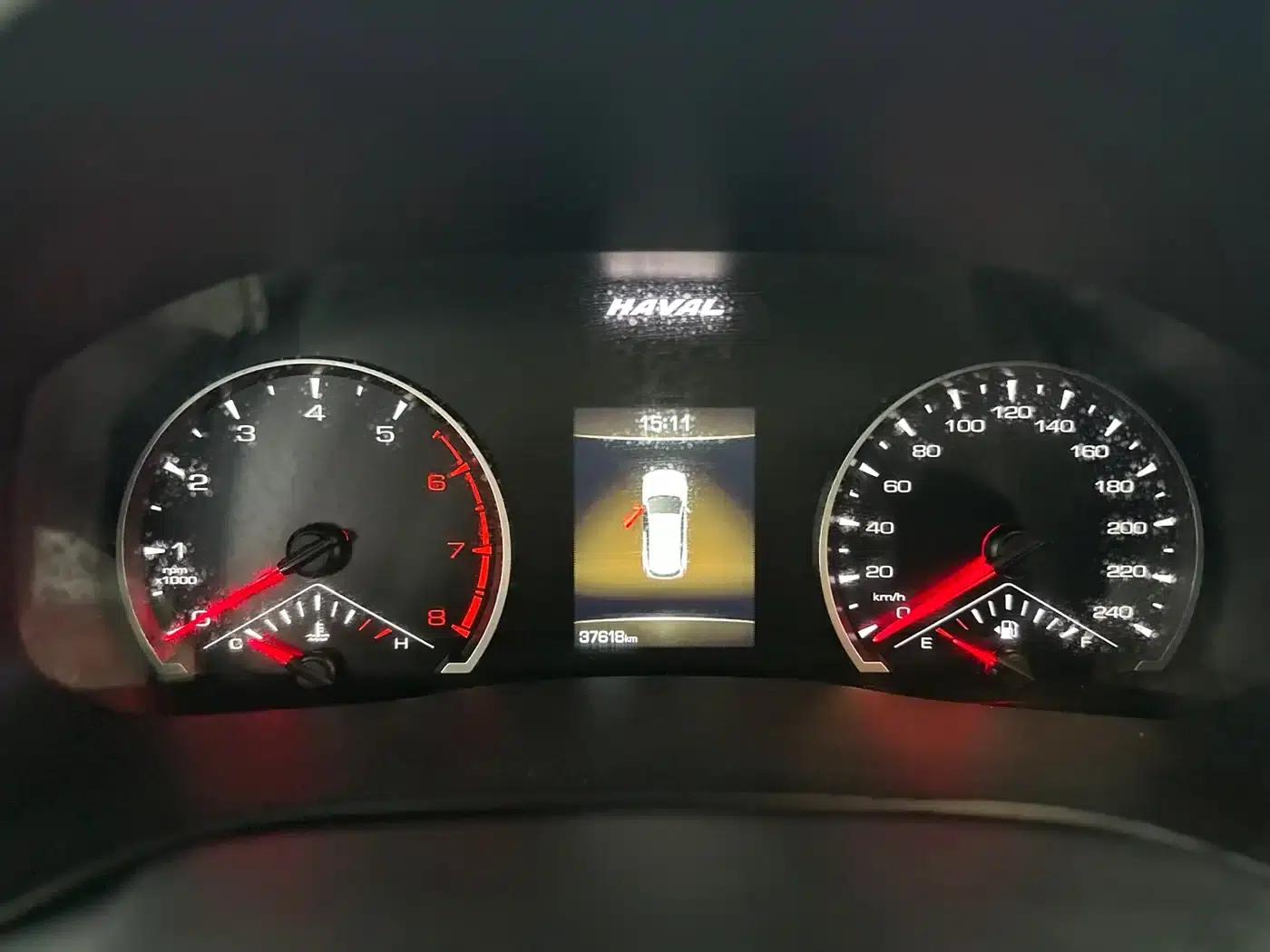 Haval H6 2023 National Trend Edition 1.5T Automatic Urban Edition — миниатюра 10