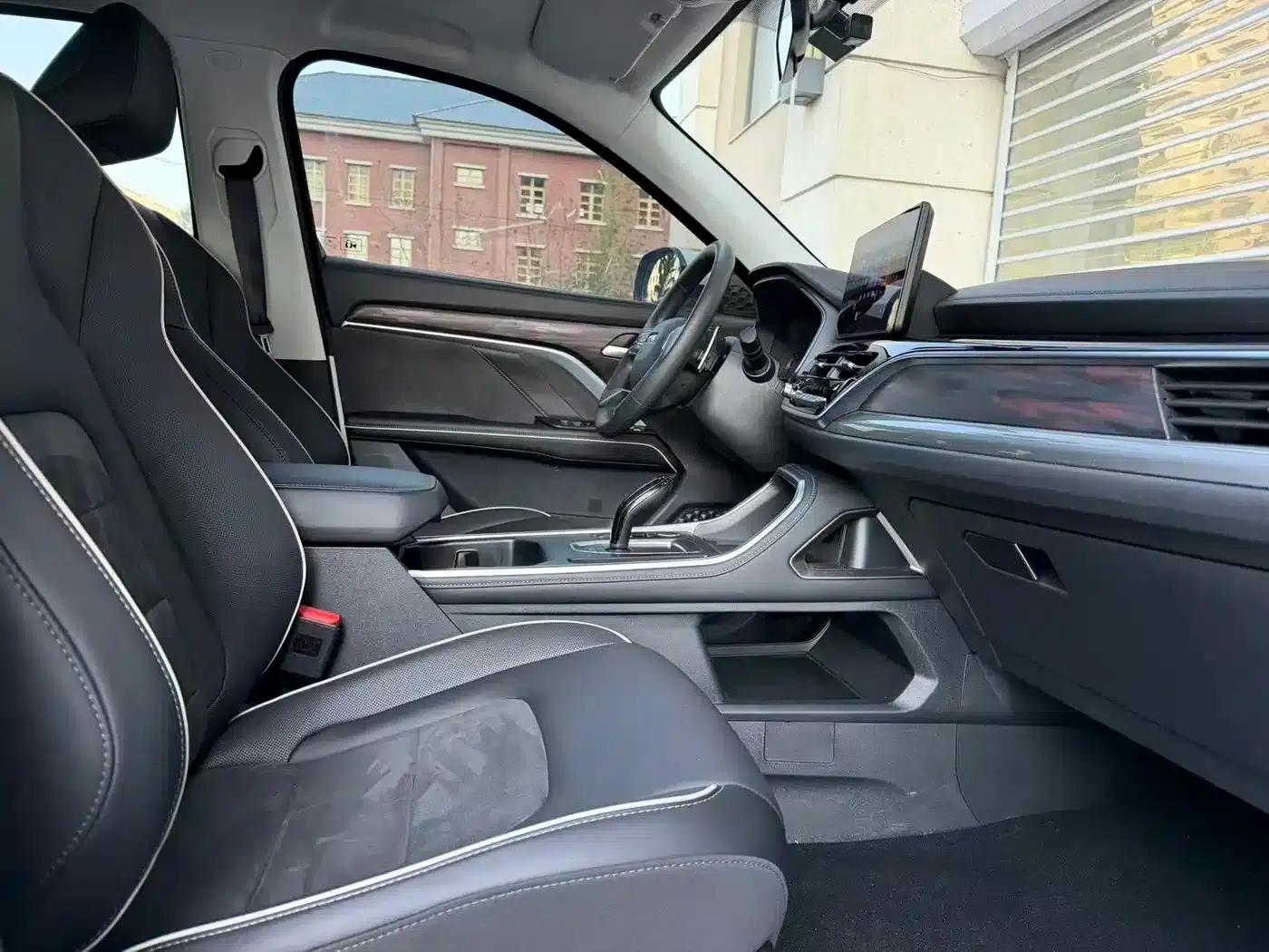 Haval H6 2023 National Trend Edition 1.5T Automatic Urban Edition — миниатюра 8