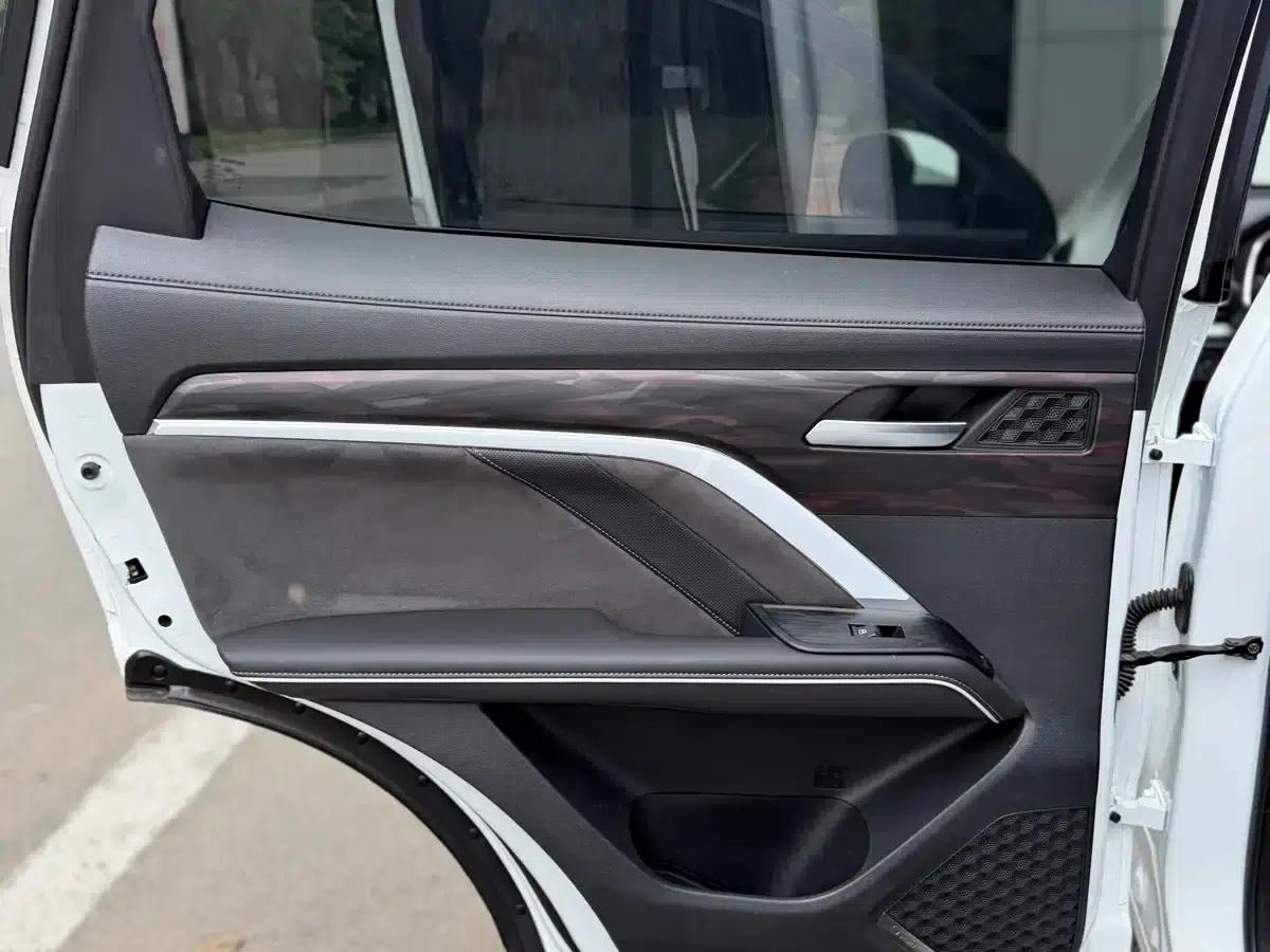 Haval H6 2021 National Trend Edition 1.5T Automatic Champion Edition — миниатюра 16