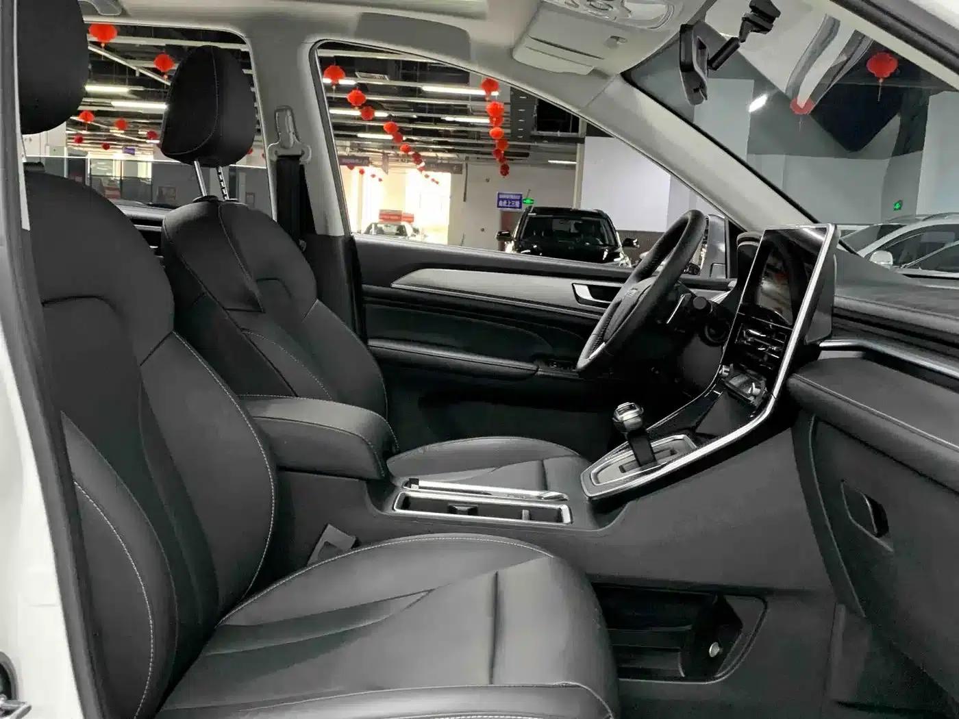 Haval M6 2023 PLUS 1.5T DCT Luxury Intelligent Connectivity Edition — миниатюра 8
