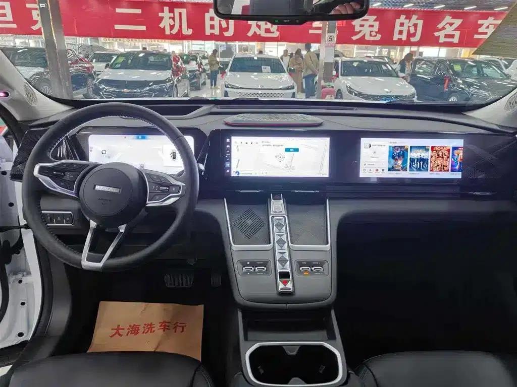 Haval Xiaolong MAX 2023 1.5L Hi4 105 4WD Intelligent Flagship Edition — миниатюра 11