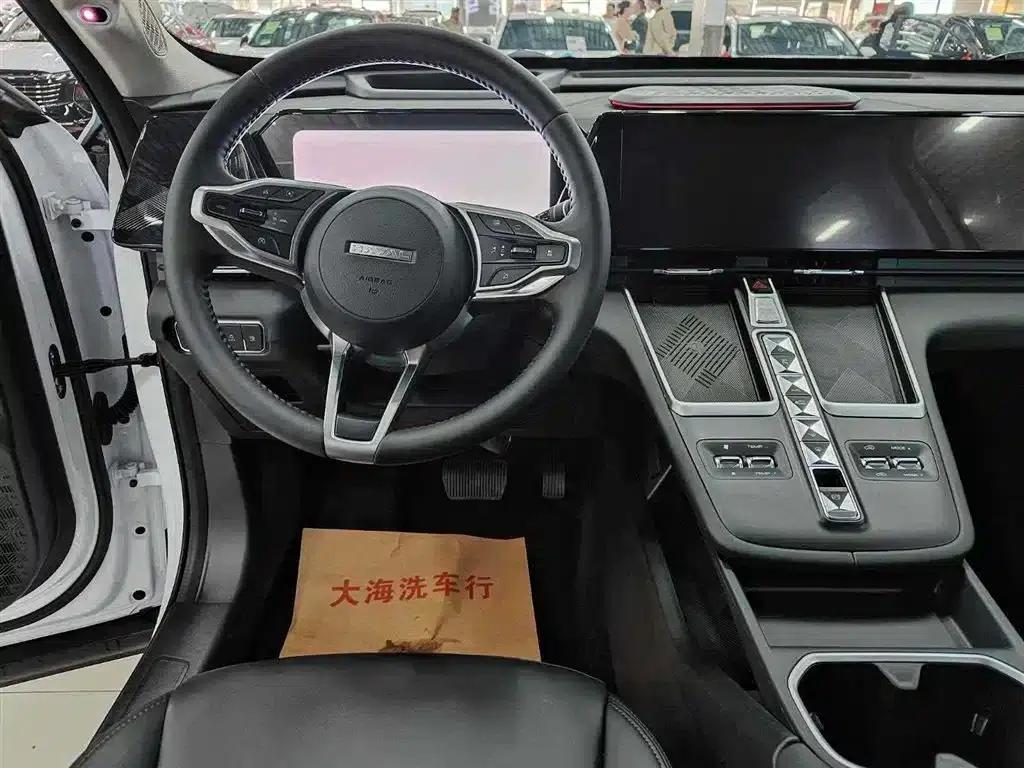 Haval Xiaolong MAX 2023 1.5L Hi4 105 4WD Intelligent Flagship Edition — миниатюра 10