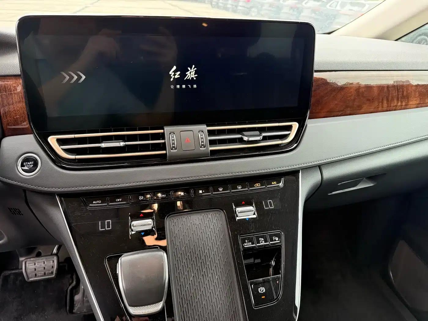 Hongqi HQ9 2024 2.0T Luxury Edition — миниатюра 10