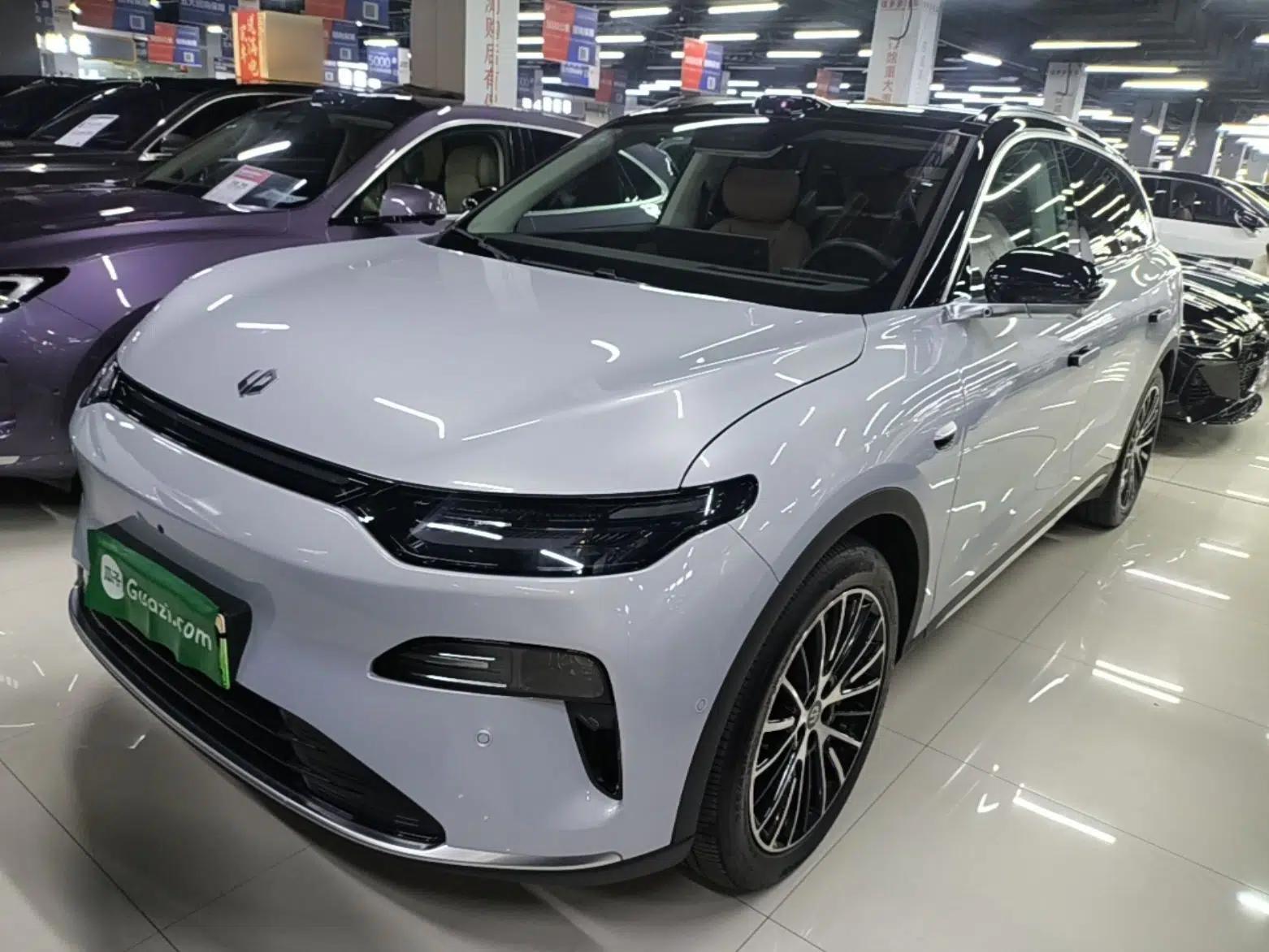 Leapmotor C11 2026 All-Electric 640 LiDAR Prestige Edition — миниатюра 1