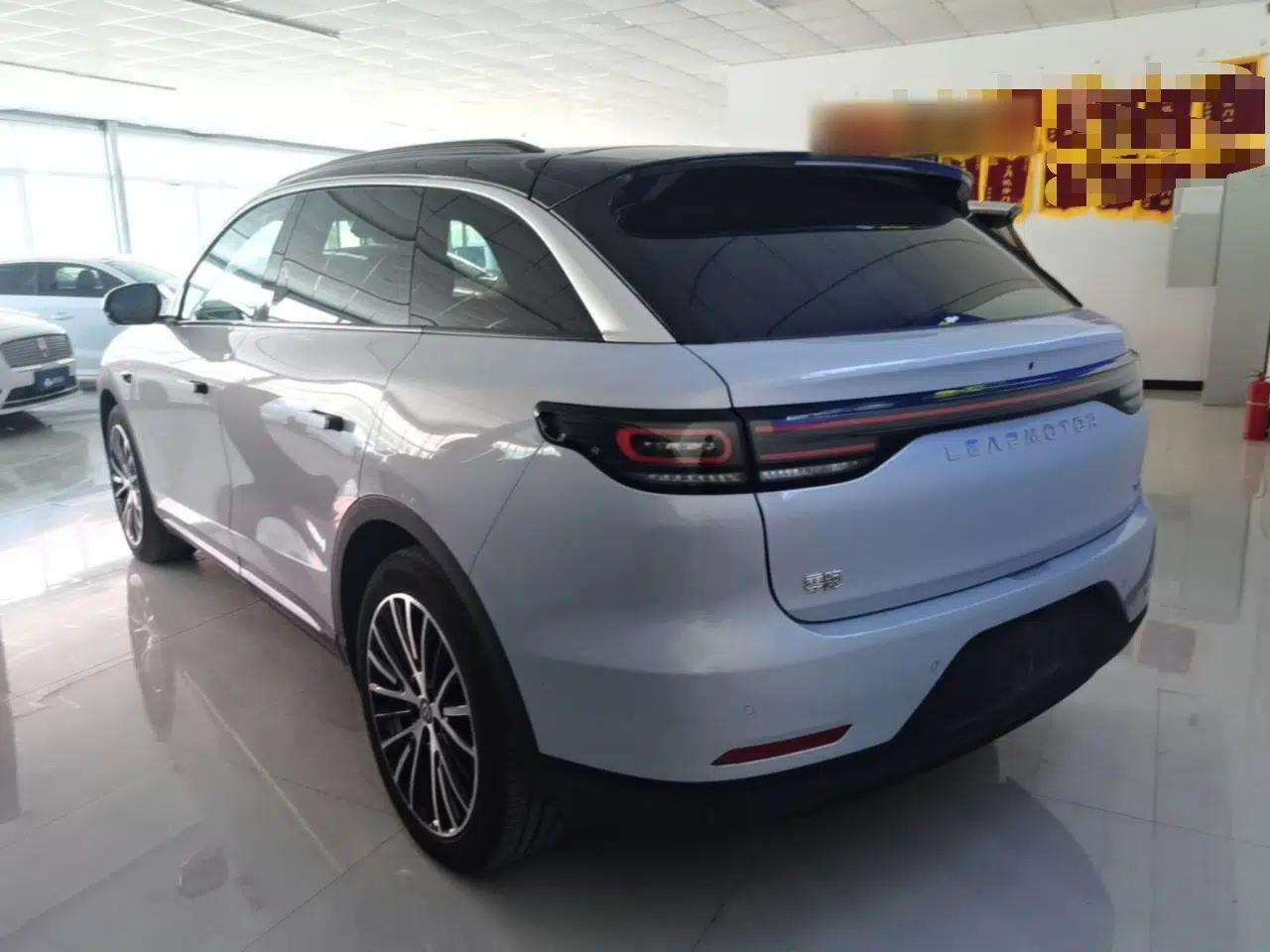 Leapmotor C11 2026 All-Electric 640 LiDAR Prestige Edition — миниатюра 4
