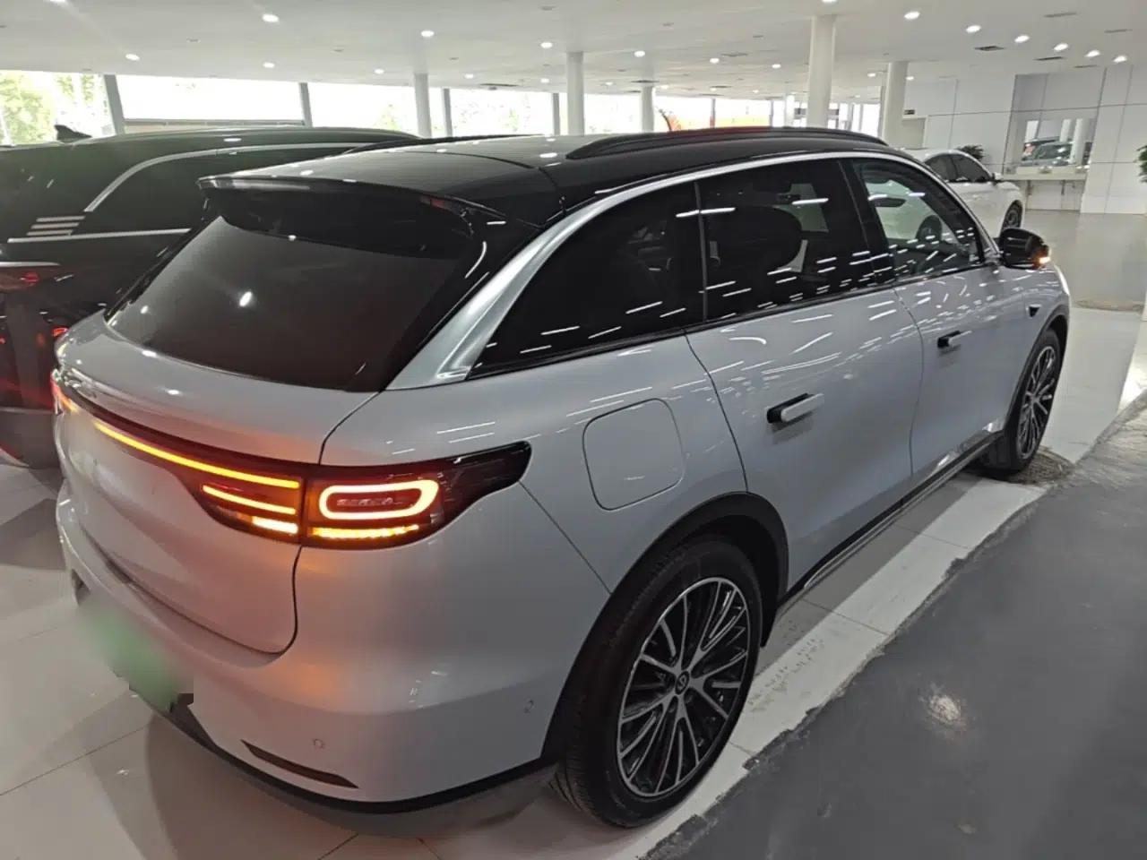 Leapmotor C11 2026 All-Electric 640 LiDAR Prestige Edition — миниатюра 6
