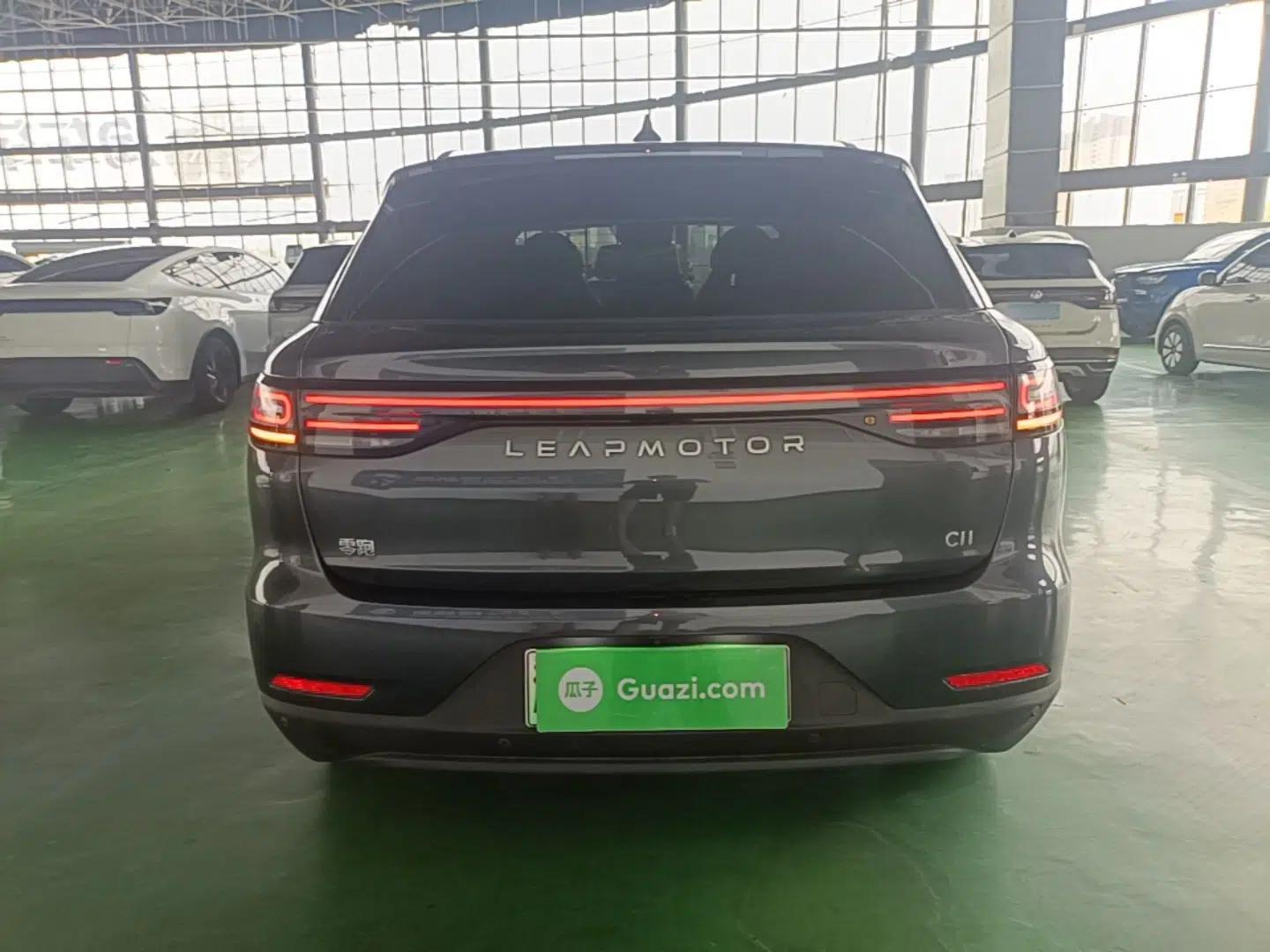 Leapmotor C11 2023 Range-Extended 180 Comfort Edition — миниатюра 5