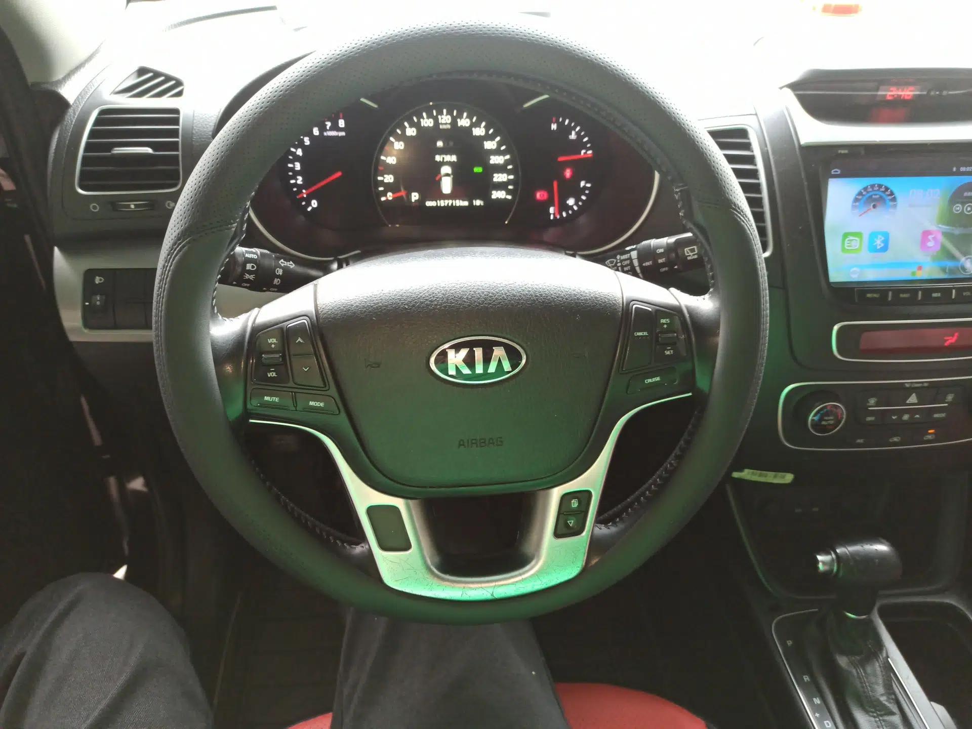 Kia Sorento 2013 2.4L 7-Seater Gasoline Comfort Version China IV Standard — миниатюра 11