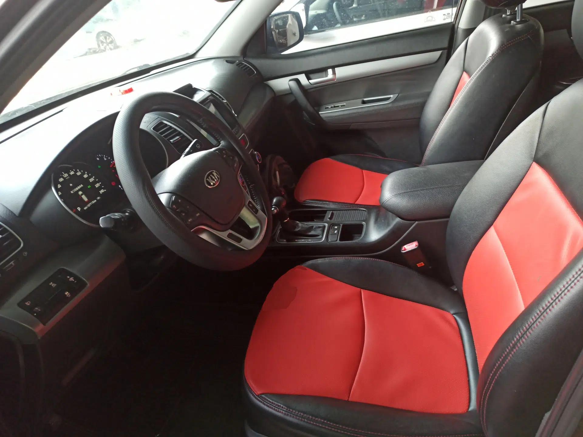 Kia Sorento 2013 2.4L 7-Seater Gasoline Comfort Version China IV Standard — миниатюра 15