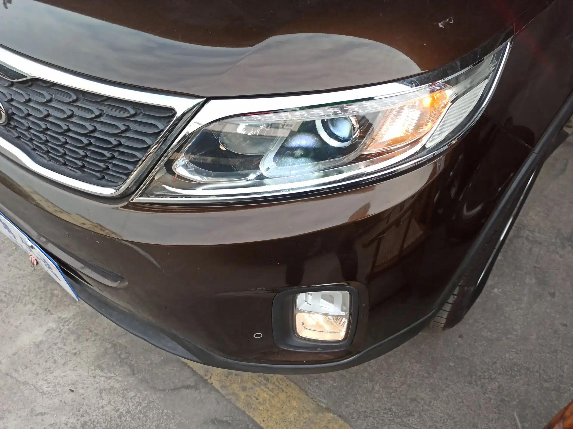 Kia Sorento 2013 2.4L 7-Seater Gasoline Comfort Version China IV Standard — миниатюра 3