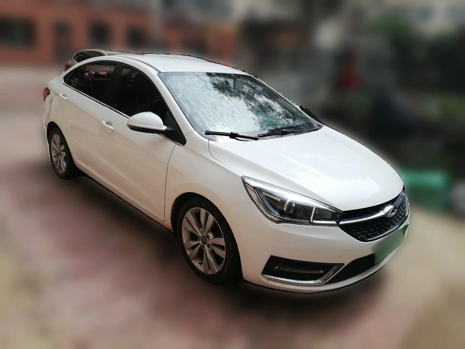 Chery Arrizo 5 2016 1.5L CVT Trendsetting Edition — миниатюра 3