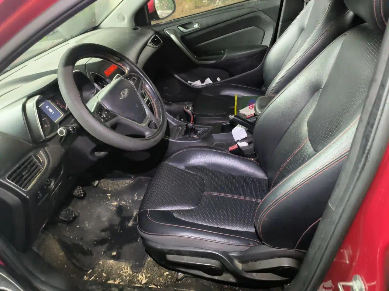 Chery Arrizo 5 2016 1.5L Manual Lingchao Edition — миниатюра 15