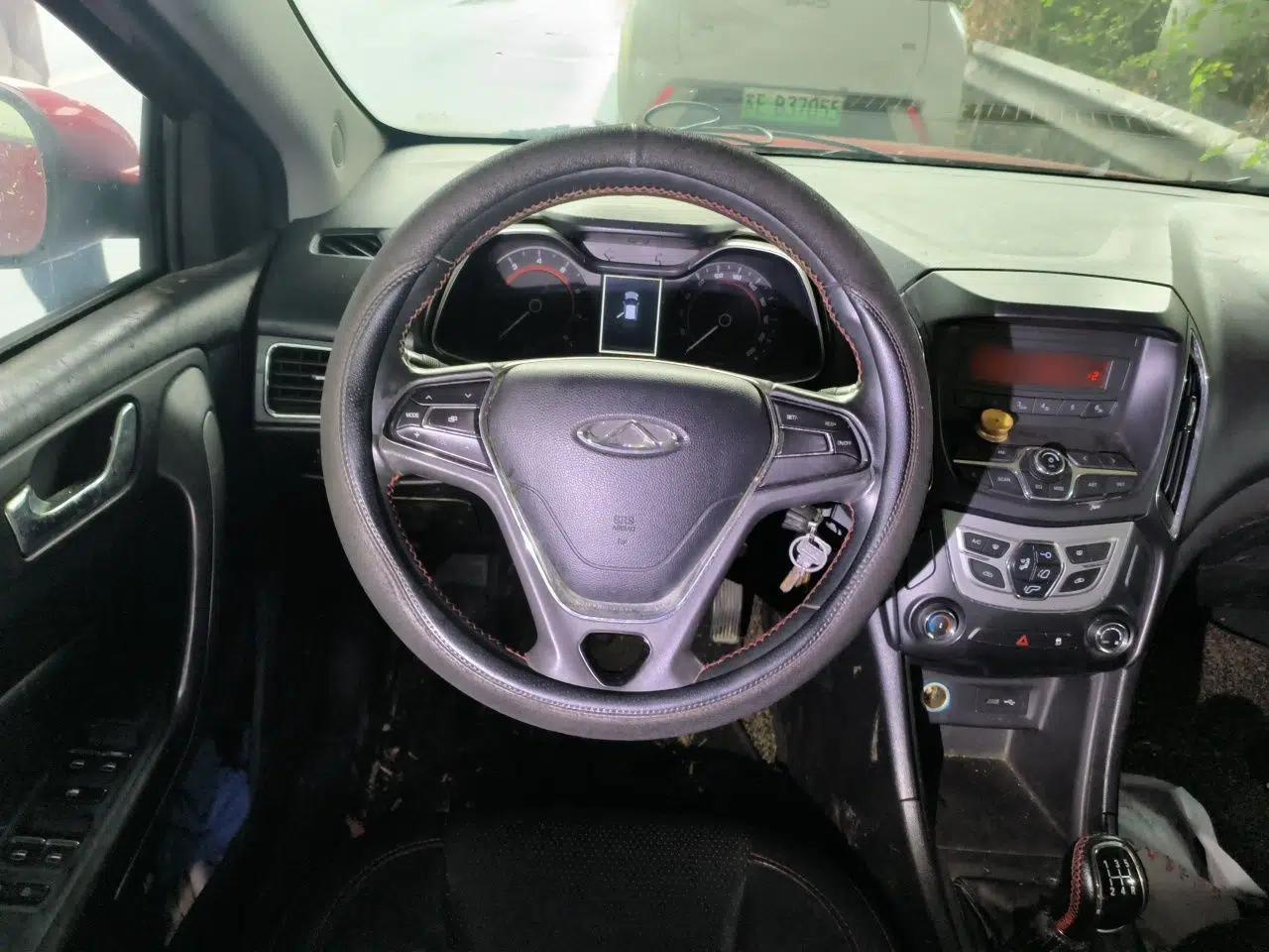 Chery Arrizo 5 2016 1.5L Manual Lingchao Edition — миниатюра 10