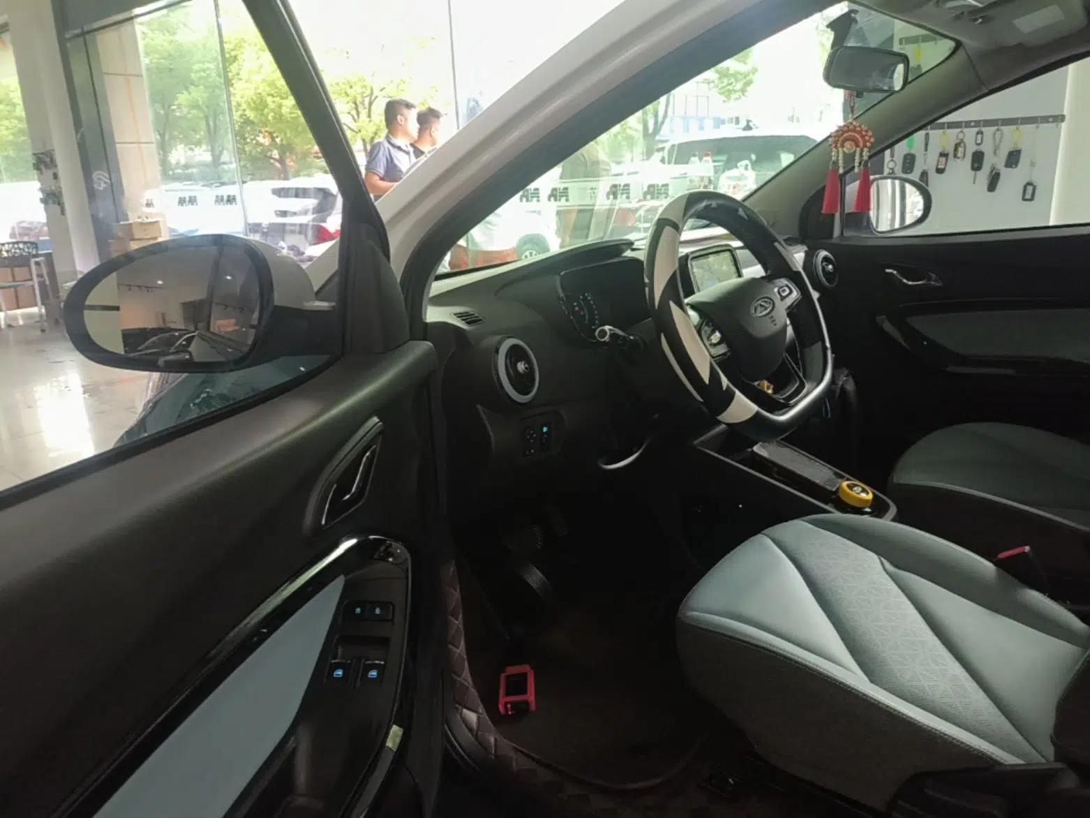 Chery QQ Little Ant 2022 Revised Version Sweet Pink Edition Half-Sugar Version Lithium Iron Phosphate 30.7 kWh 30 kW 301 km — миниатюра 23