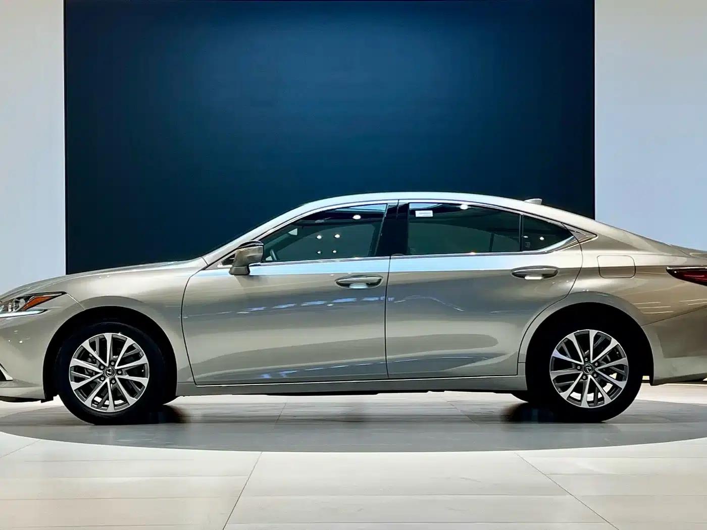 Lexus ES 2023 200 Premium Edition — миниатюра 4