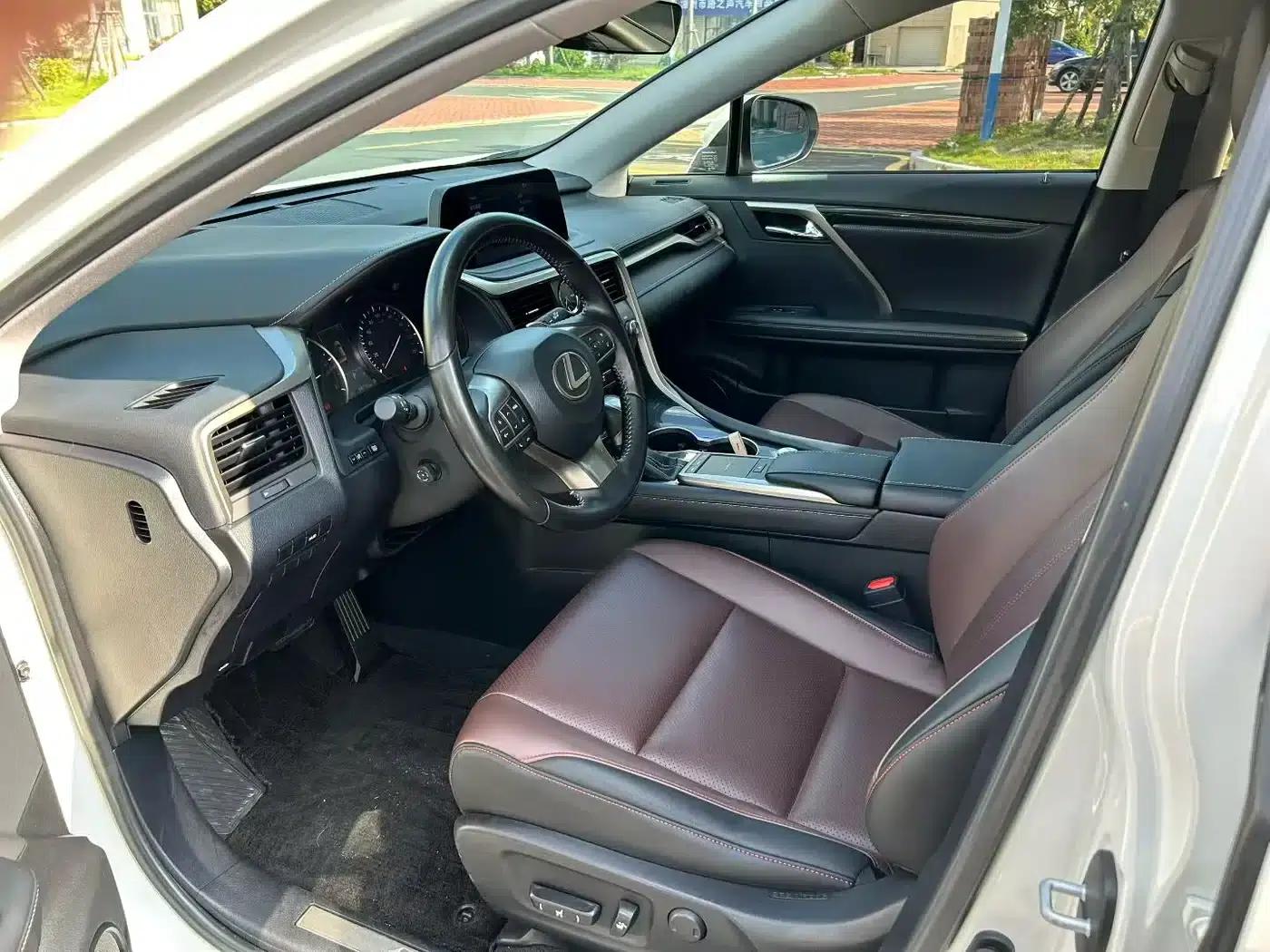 Lexus RX 2020 Facelift 300 2WD Elite Edition — миниатюра 7