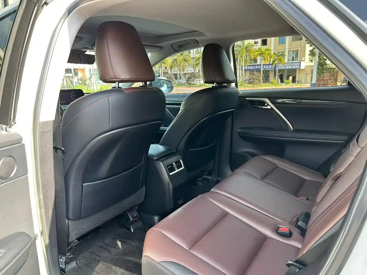Lexus RX 2020 Facelift 300 2WD Elite Edition — миниатюра 8