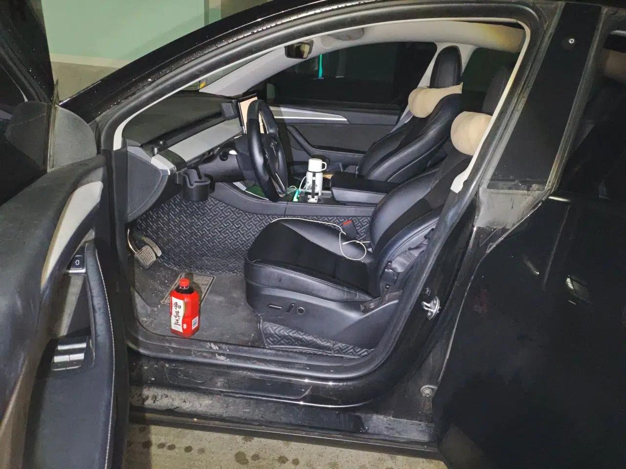 Tesla Model Y 2023 Rear-Wheel-Drive Version — миниатюра 15