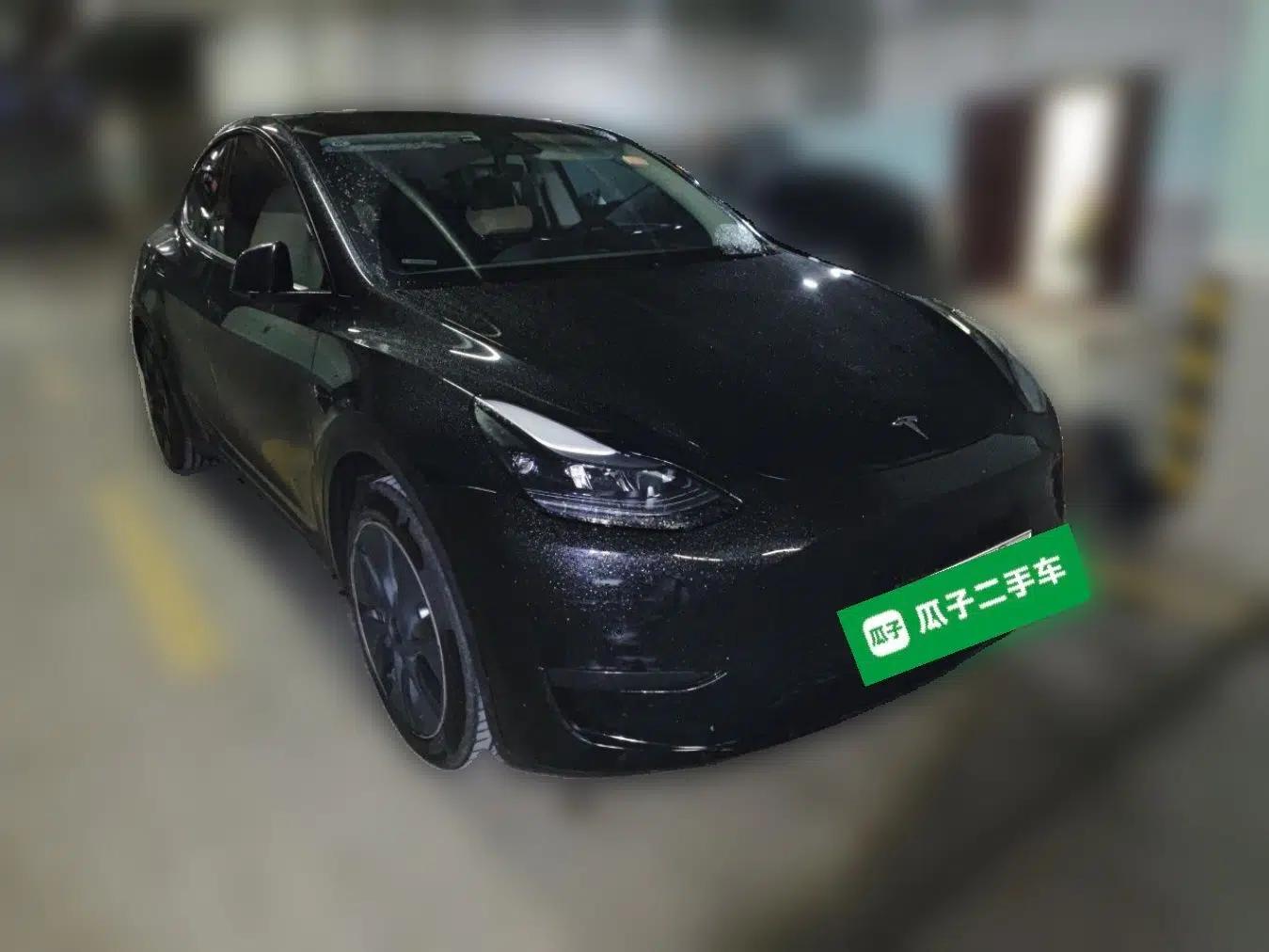 Tesla Model Y 2023 Rear-Wheel-Drive Version — миниатюра 3