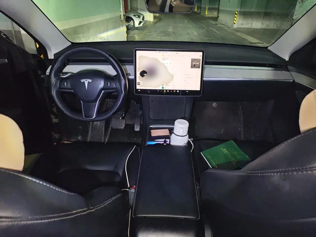 Tesla Model Y 2023 Rear-Wheel-Drive Version — миниатюра 9