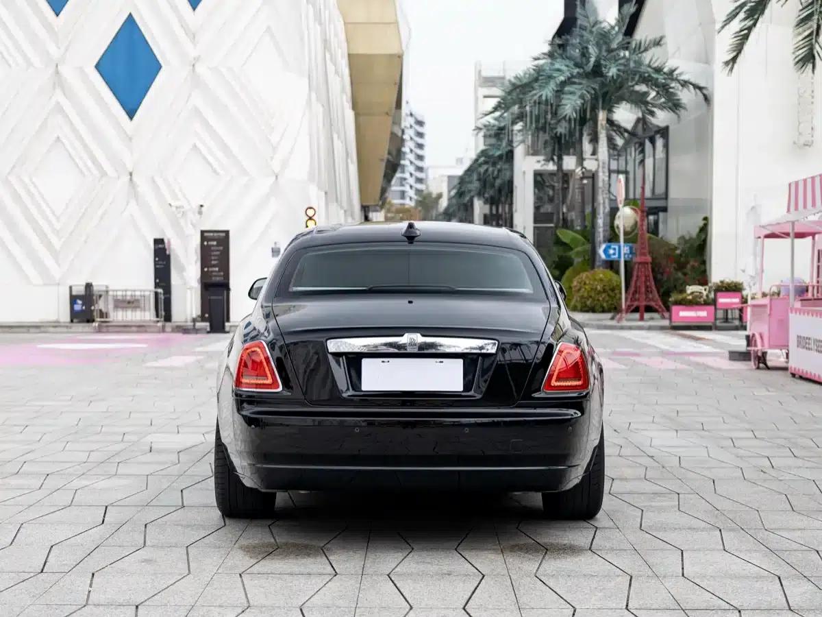2018 Ghost 6.6T Long Wheelbase — миниатюра 5