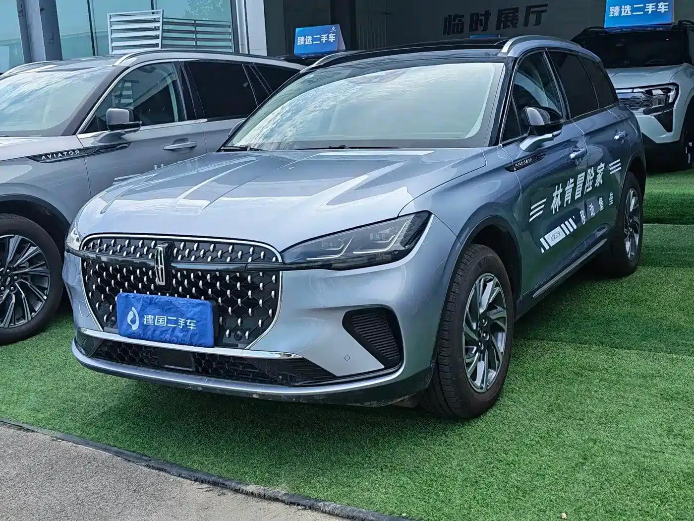 Adventurer 2024 2.0T 2WD Premium Edition — миниатюра 1