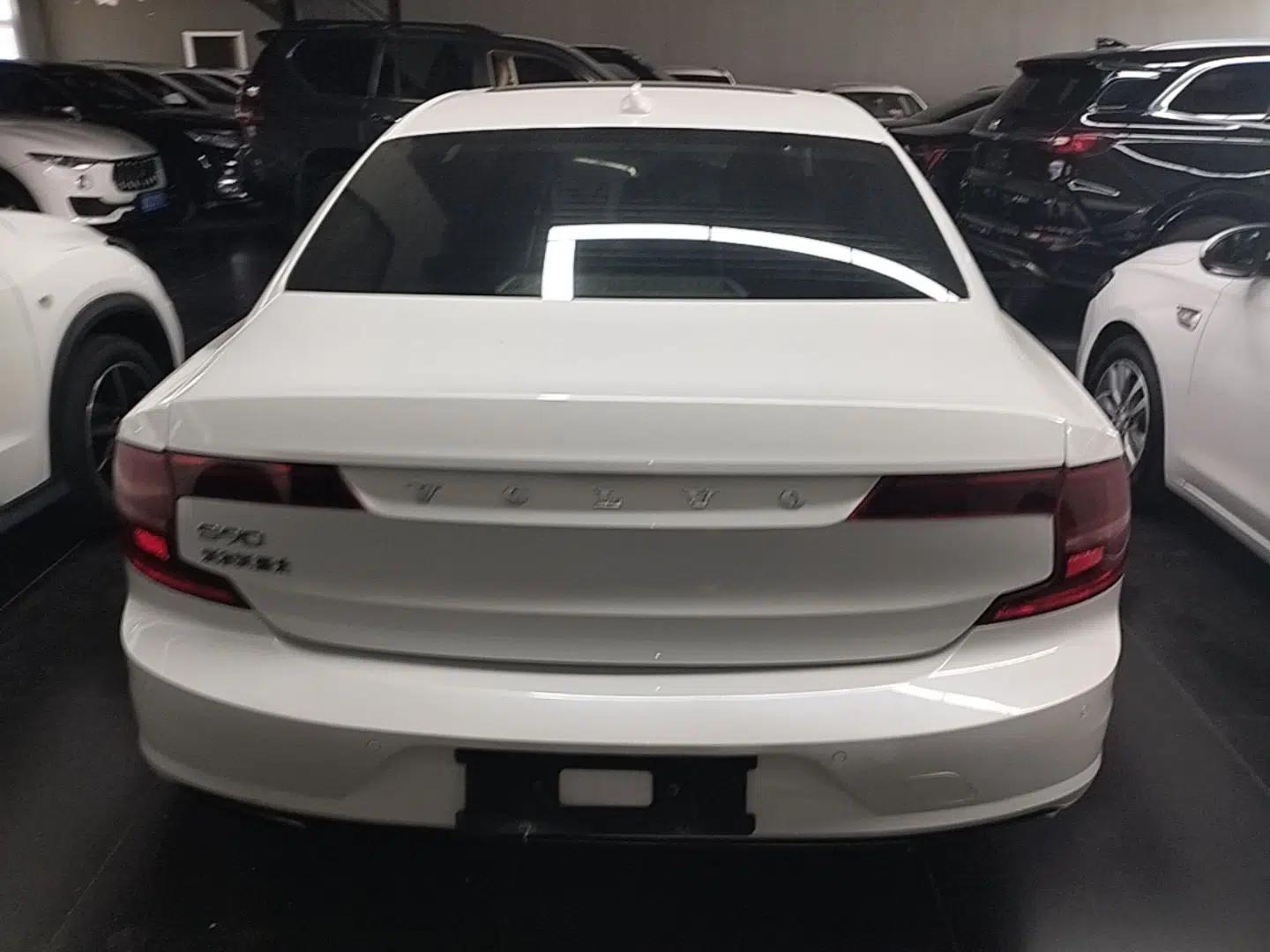 Volvo S90 2018 T4 Zhiyuan Edition — миниатюра 5
