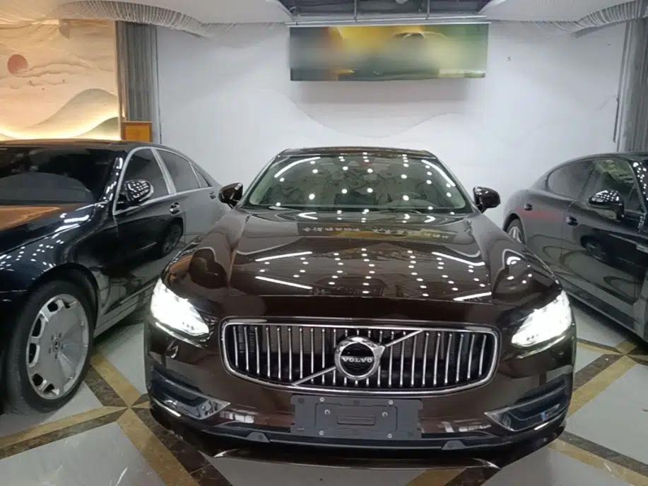Volvo S90 2019 T5 Zhiyi Edition — миниатюра 2