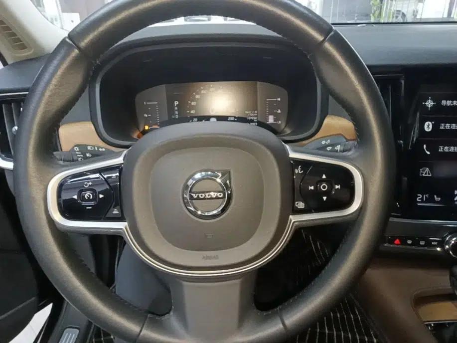 Volvo S90 2019 T5 Zhiyi Edition — миниатюра 13