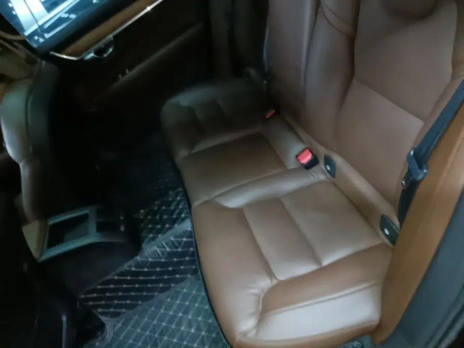 Volvo S90 2019 T5 Zhiyi Edition — миниатюра 20
