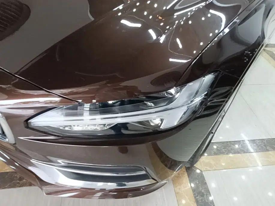 Volvo S90 2019 T5 Zhiyi Edition — миниатюра 8