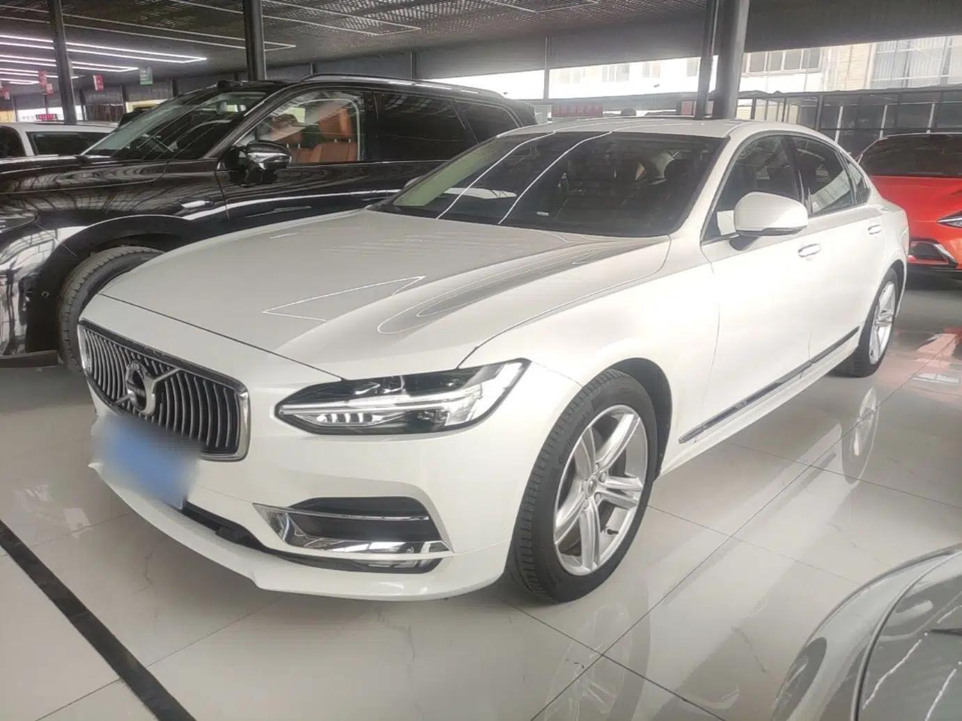 Volvo S90 2019 T5 Zhiyi Edition — миниатюра 1