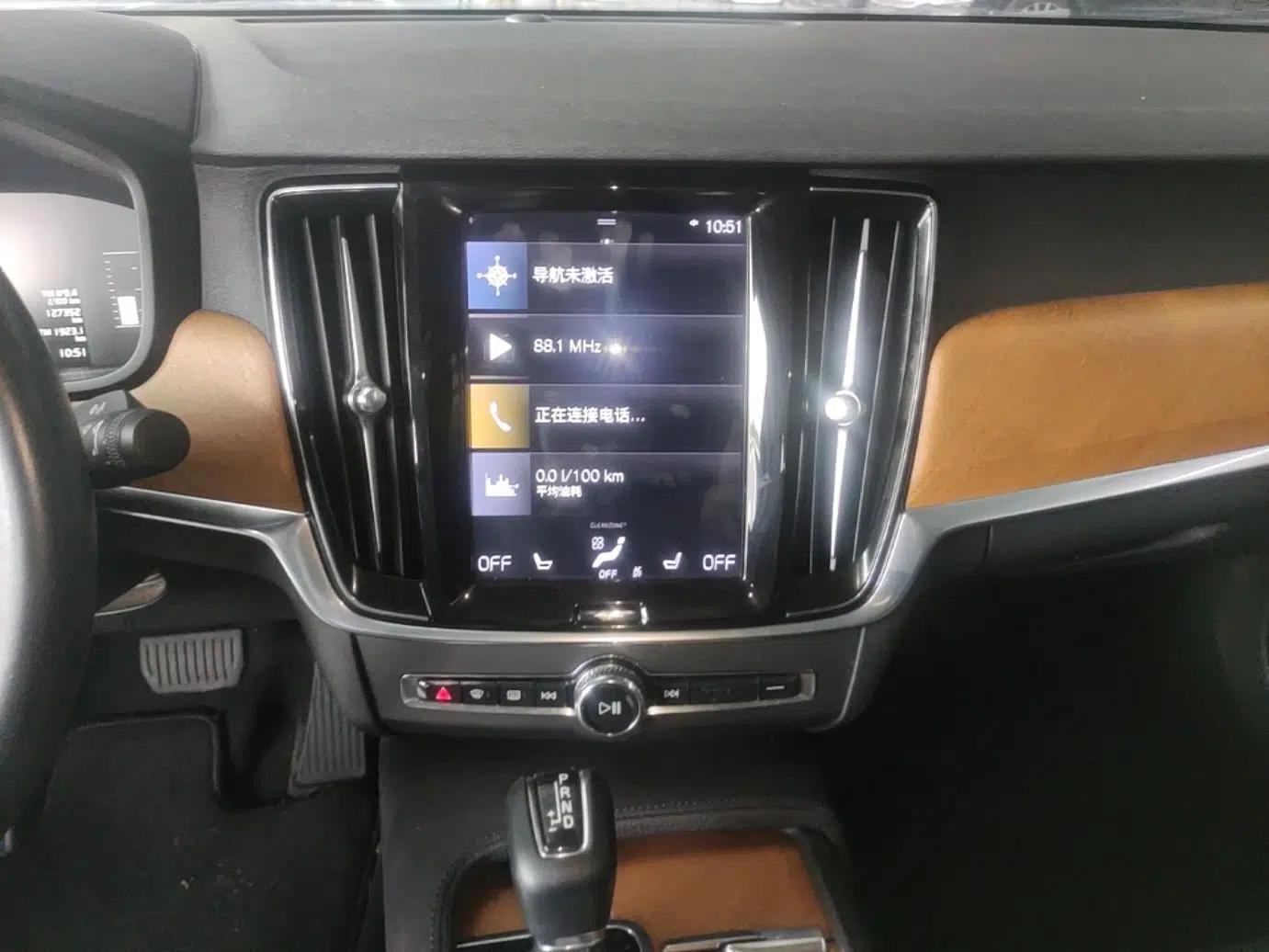 Volvo S90 2019 T5 Zhiyi Edition — миниатюра 15