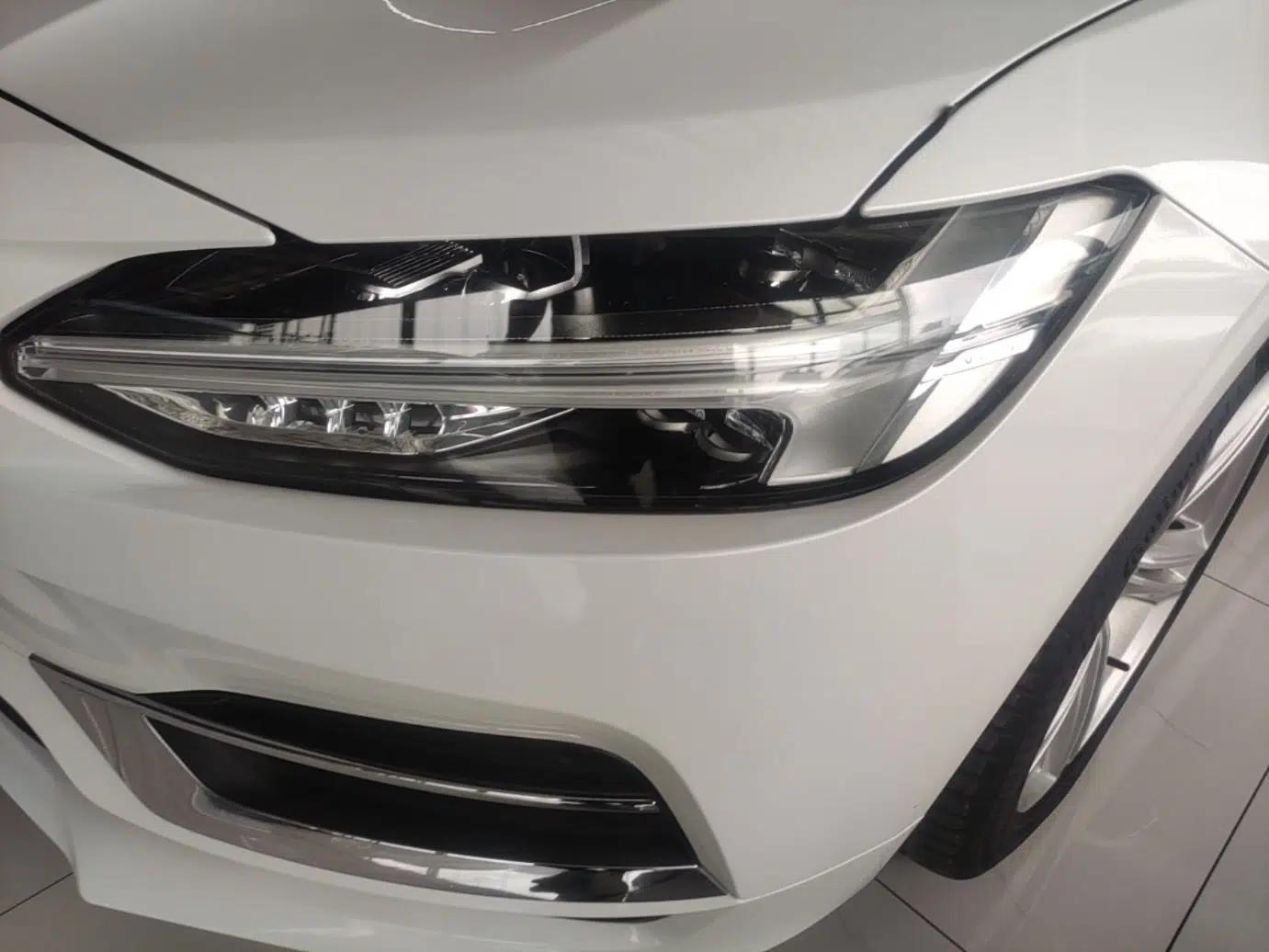 Volvo S90 2019 T5 Zhiyi Edition — миниатюра 8
