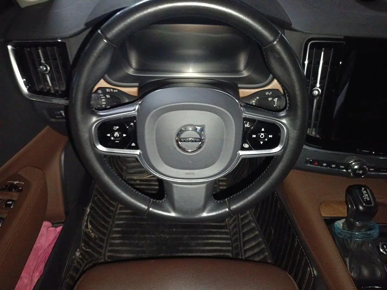 Volvo S90 2020 T5 Zhiyi Luxury Edition — миниатюра 10