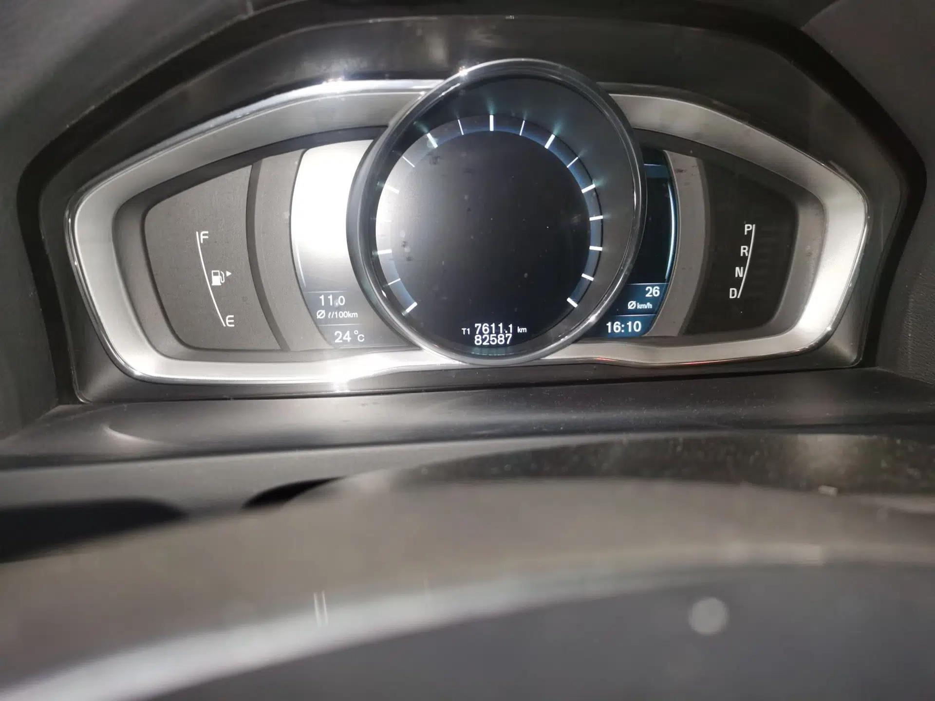 Volvo S60 2014 T5 Zhiya Edition — миниатюра 12