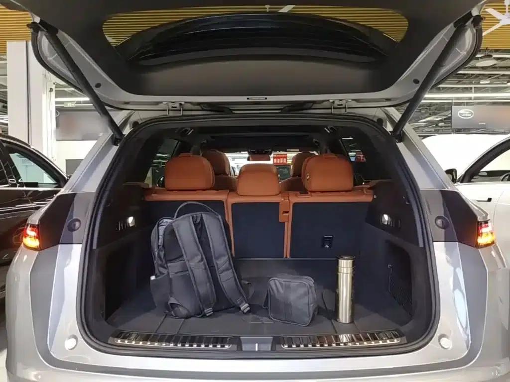 Li Auto L7 2023 Pro — миниатюра 19