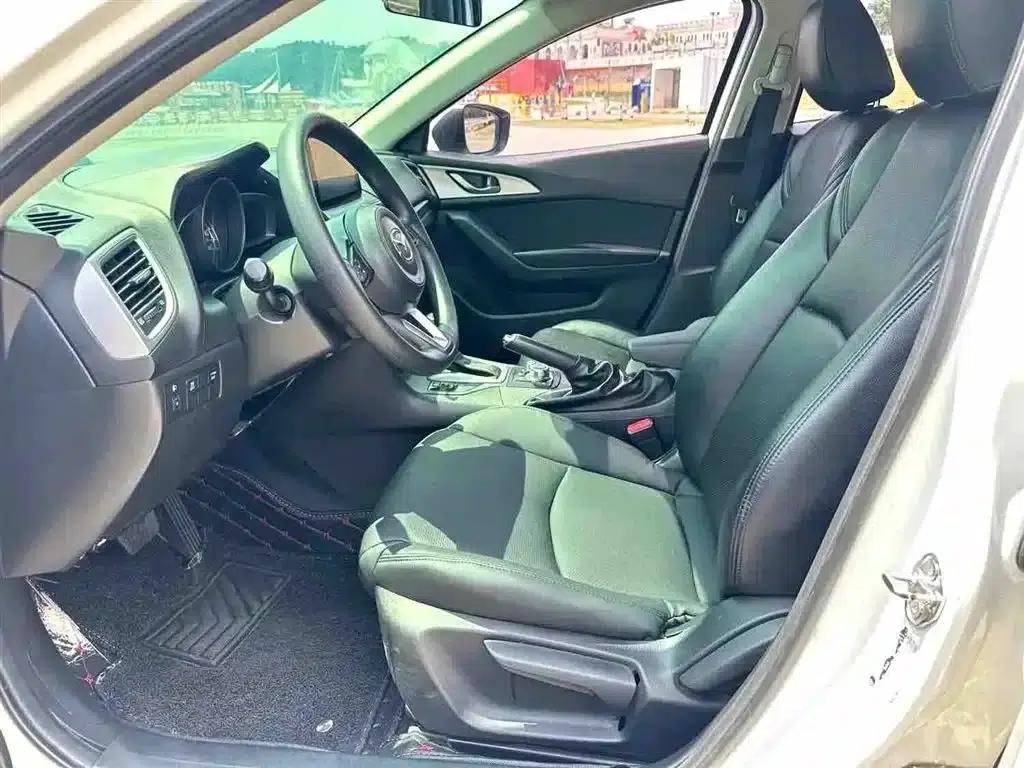Mazda3 Axela 2017 Sedan 1.5L Automatic Comfort Model (China V Emission Standard) — миниатюра 4